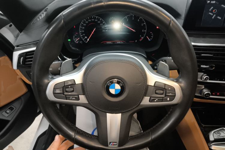 Used BMW 5 Series 2019 530Li Leading Model M Sport Package Steering Wheel