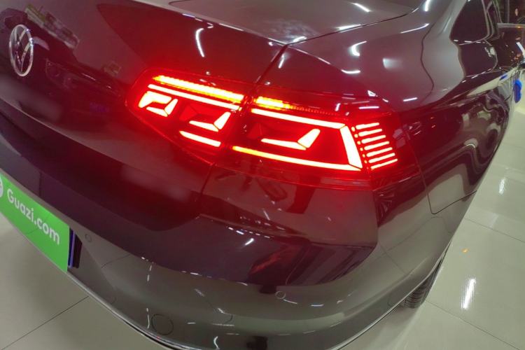 Used Volkswagen Magotan 2025 Zhongxiang Version 330TSI DSG Luxury Edition