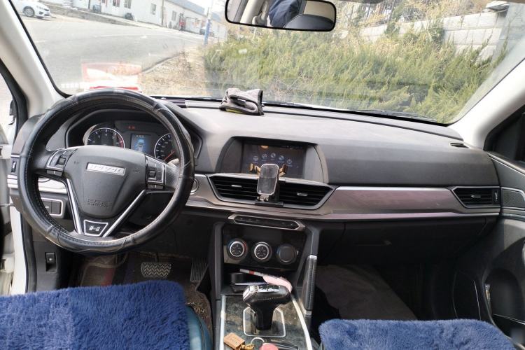 Used Haval H6 2019 Sport Edition 1.5T Automatic Two-Wheel Drive Elite Model China VI Center Console