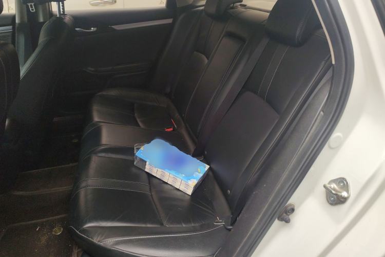 Used Honda Civic 2016 220TURBO CVT Prestige Edition
