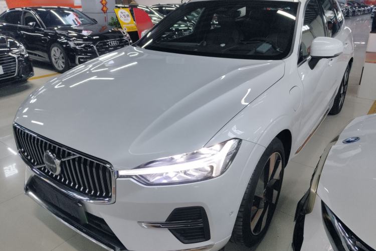 Used Volvo XC60 New Energy 2024 T8 Plug-in Hybrid Long-Range All-Wheel Drive Smart Luxury Edition