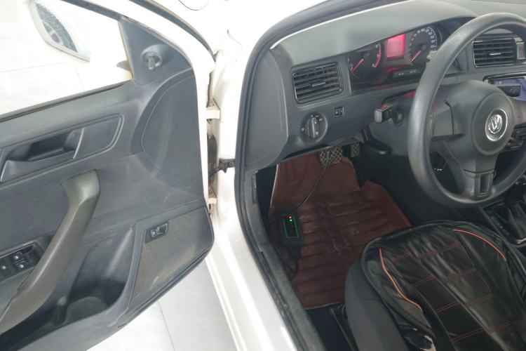 Used Volkswagen Santana 2015 1.6L Automatic Fashion Edition Driver Seat