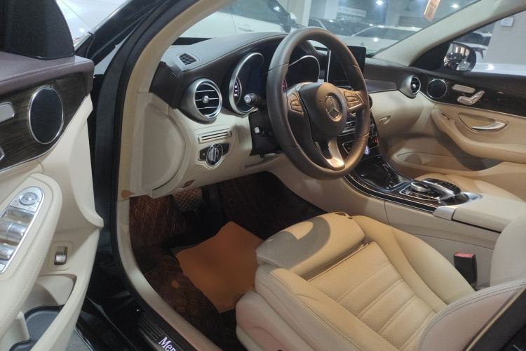 Used Mercedes-Benz C-Class 2015 Facelift C 200 L