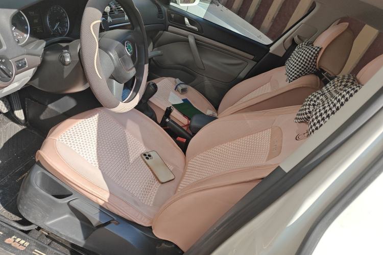 Used Skoda Octavia 2013 1.6L Manual Yijie Edition Left Front Seat