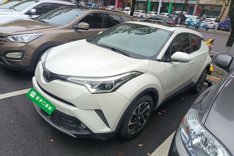 Used Toyota IZOA 2018 2.0L Yichi Edition China V Standard