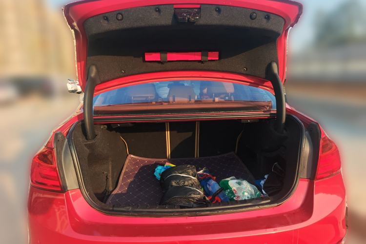 Used BMW 3 Series 2013 320Li Fashion Model
