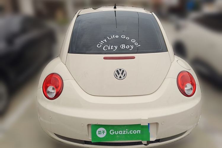 Used Volkswagen Beetle 2010 1.6 AT