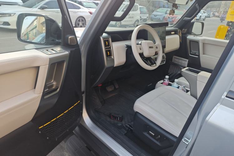 Used iCAR V23 2026 Model 550 Two-Wheel Drive Super Sports Edition Driver Seat