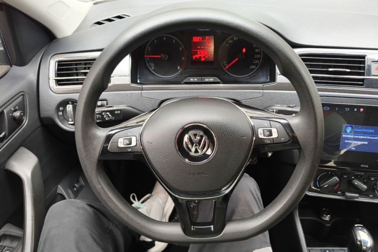 Used Volkswagen Santana 2018 1.5L Automatic Comfort Edition Steering Wheel