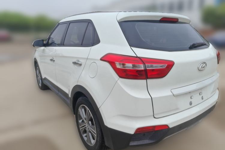 Used Hyundai ix25 2015 1.6L Automatic Two-Wheel Drive Smart GLS Trim Rear Left 45 Deg