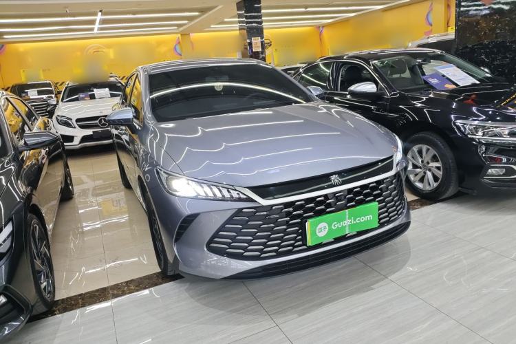 Used BYD Qin PLUS 2025 DM-i Smart Drive 55KM Leading Model

