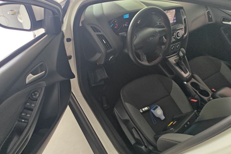 Used Ford Focus 2012 Hatchback 1.6L Automatic Comfort Model Driver Seat