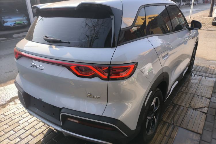 Used BYD Yuan UP 2024 401KM Leading Edition