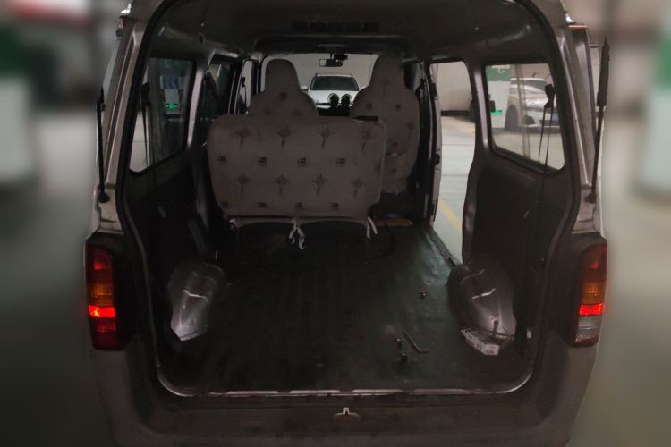 Used Wuling Zhiguang 2015 1.2L Practical LS-I Model Trunk