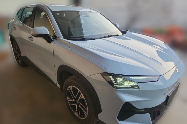 Used JETOUR Shanhai L6 2024 1.5TD DHT MAX Front Right 45 Deg