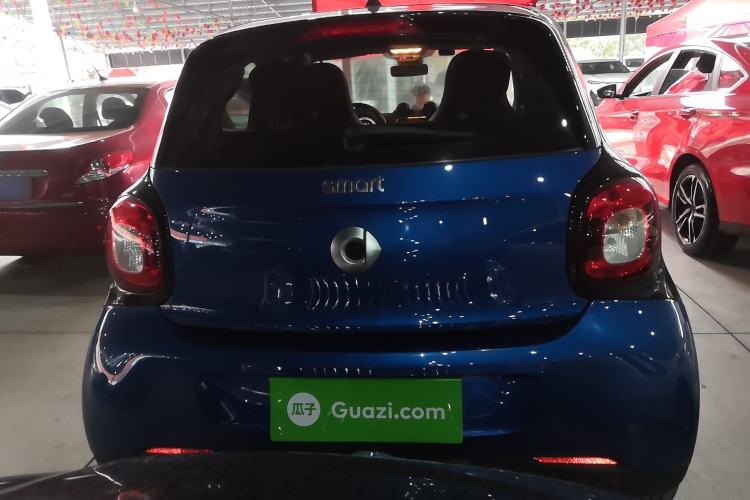 Used smart forfour 2016 0.9T 66 kW Pioneer Edition