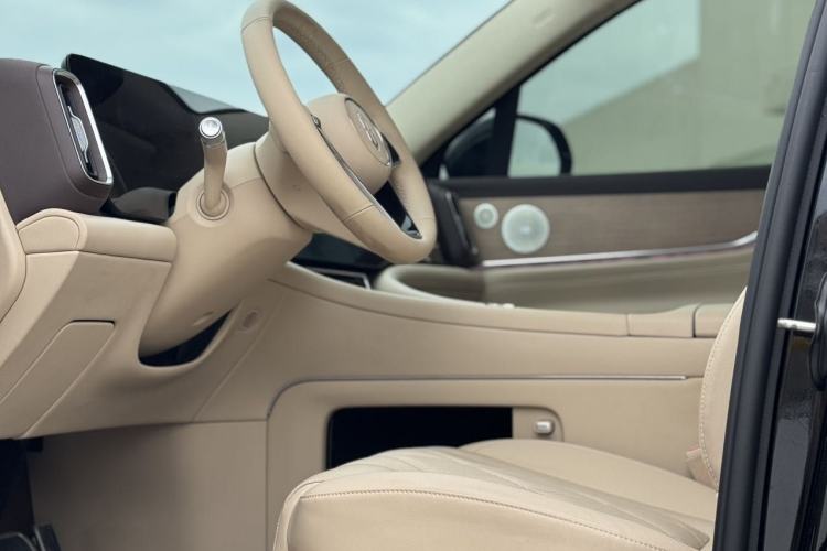 Used Hima AITO M9 2024 Range-Extended Max Edition 42 kWh 6-Seater Version