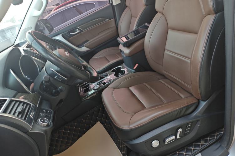 Used Haval H9 2016 2.0T Four-Wheel Drive Luxury 7-Seater
