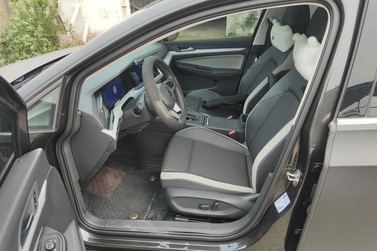 Used Volkswagen Golf 2023 Facelift 280TSI DSG Pro Left Front Seat