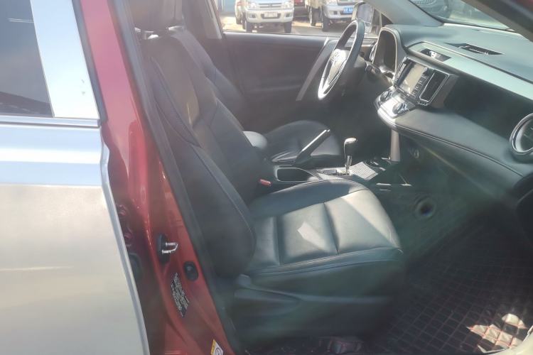 Used Toyota RAV4 2015 2.5L Automatic 4x4 Elite Edition