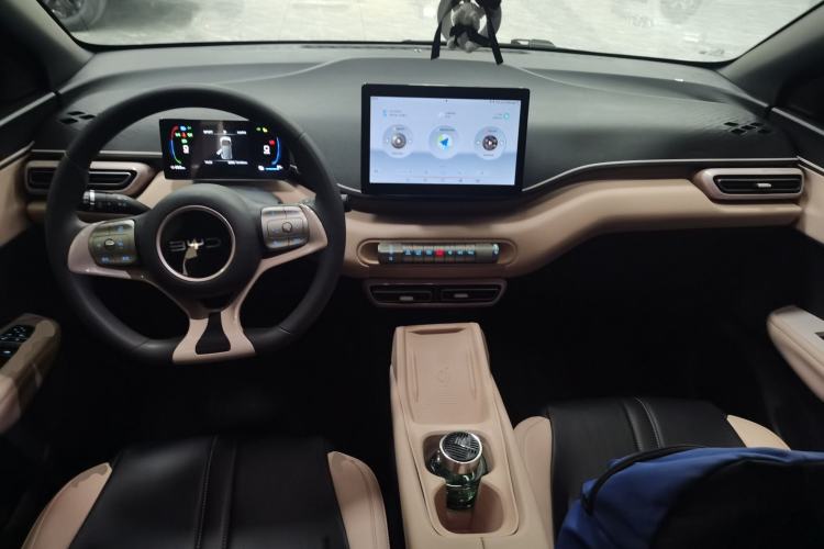 Used BYD Seagull 2025 305km Active Version Center Console