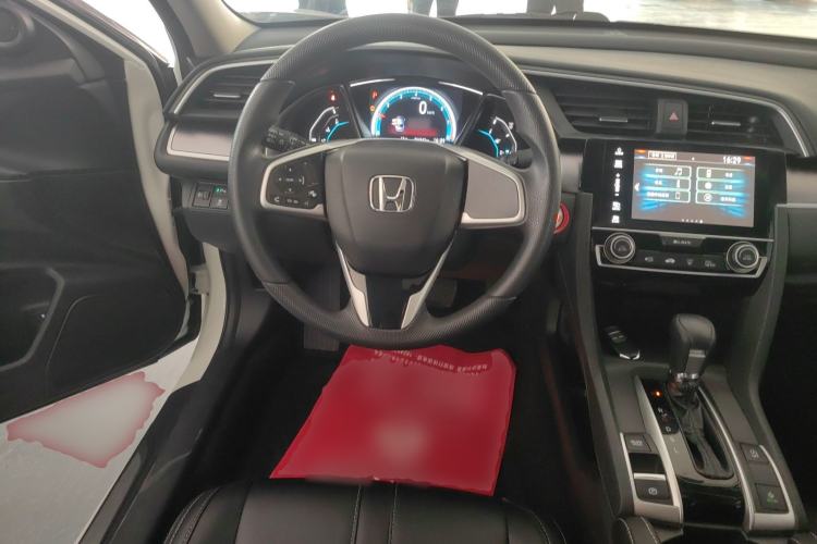 Used Honda Civic 2016 220TURBO CVT Luxury Edition
