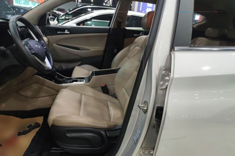 Used Hyundai Tucson 2015 1.6T Dual-Clutch Two-Wheel-Drive Smart Model