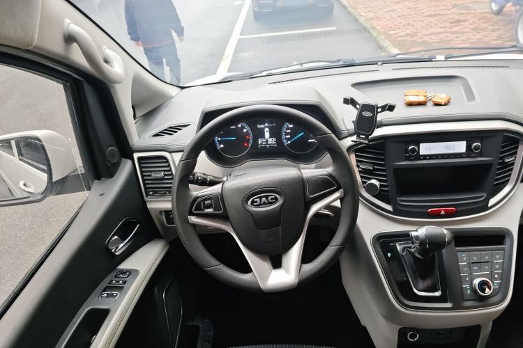 Used JAC Refine M4 2022 2.0 TGDI Automatic Business Edition
