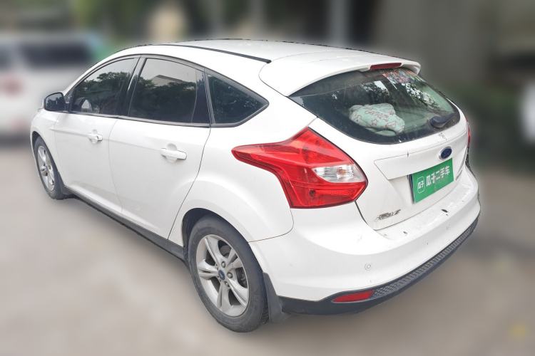 Used Ford Focus 2012 Hatchback 1.6L Automatic Fashion Edition
