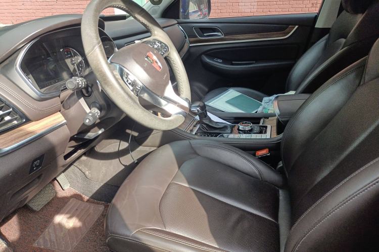 Used Roewe RX8 2018 30T Smart Connectivity Four-Wheel Drive Flagship Edition
