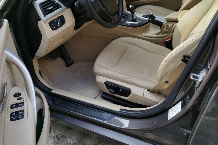 Used BMW 3 Series 2014 320Li Fashion Model
