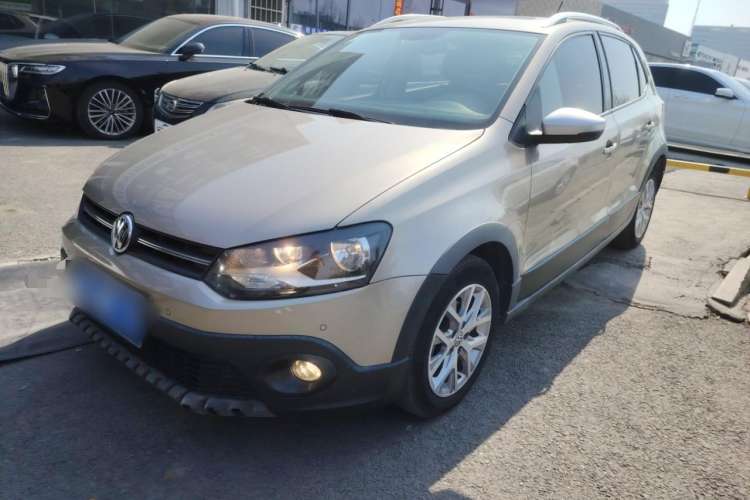 Used Volkswagen Polo 2014 1.6L Cross Polo Automatic