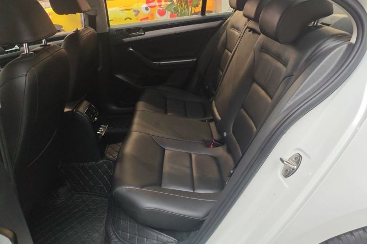 Used Volkswagen Sagitar 2018 1.6L Automatic Comfort Model
