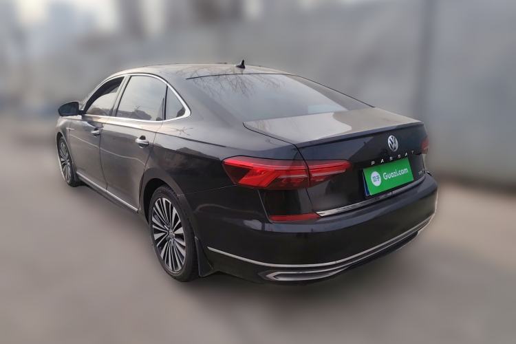 Used Volkswagen Passat 2020 330TSI Luxury Edition China VI