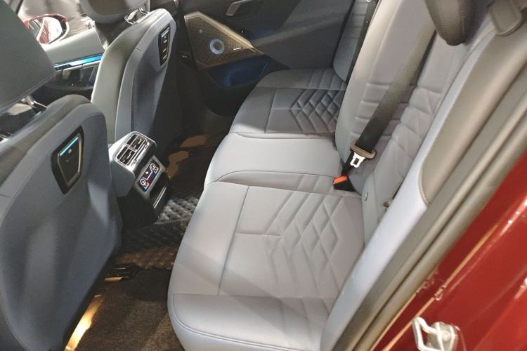 Used BMW 5 Series 2024 530Li Luxury Edition M Sport Package
