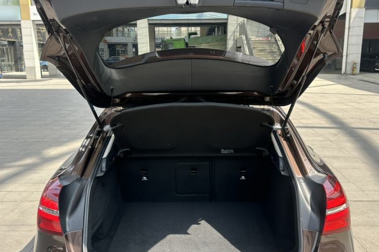 Used Mercedes-Benz GLA 2018 GLA 200 Sport Edition Trunk