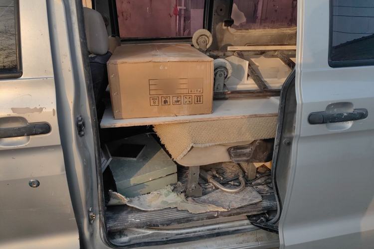 Used Wuling Hongguang V 2020 1.5L Commercial Vehicle China VI LAR