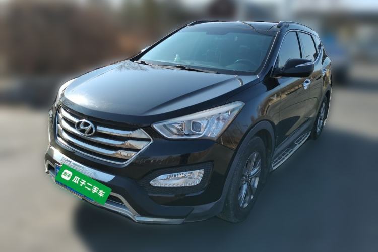Used Hyundai Santa Fe 2015 2.0T Automatic Two-Wheel Drive Smart Version 5 Seats