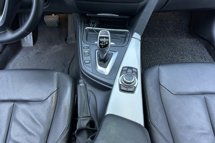 Used BMW 3 Series 2014 328Li Fashion Model
