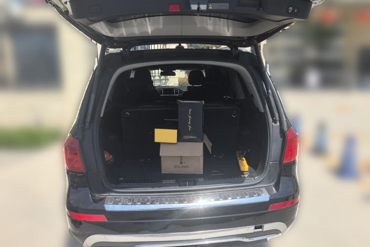 Used Mercedes-Benz GLA  Trunk
