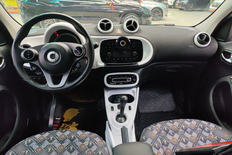 Used smart forfour 2016 1.0L 52 kW Passion Edition