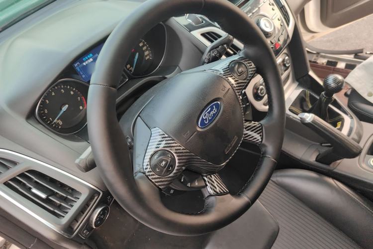 Used Ford Focus 2012 Hatchback 2.0L Manual Luxury Sport Model
