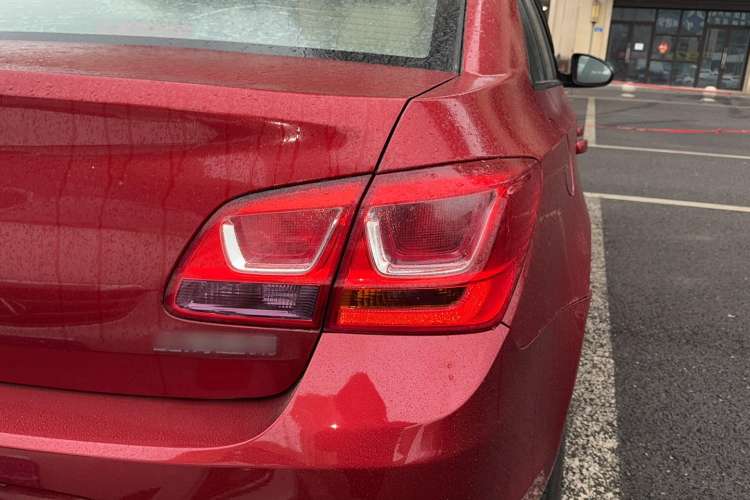 Used Chevrolet Cruze 2015 1.5L Classic SE MT