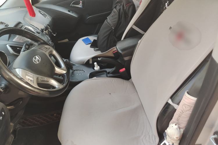 Used Hyundai ix35 2013 2.0L Automatic Two-Wheel Drive Smart GLS China IV Standard
