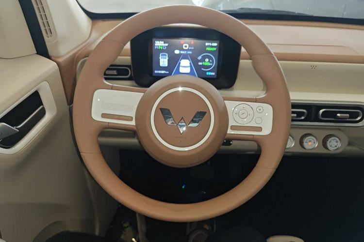 Used Wuling Hongguang MINIEV 2024 3rd Generation 215km Youth Edition
