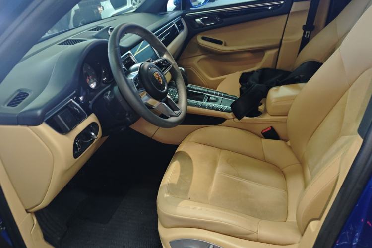 Used Porsche Macan 2017 Macan S 3.0T Left Front Seat