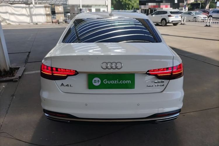 Used Audi A4L 2020 40 TFSI Fashionable and Elegant Model
