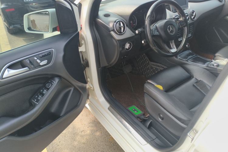 Used Mercedes-Benz B-Class 2015 B 200 Fashion Model