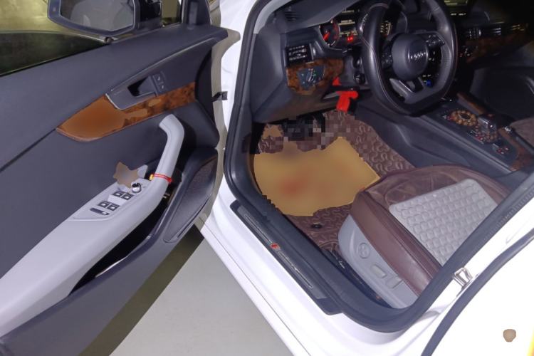 Used Audi A4L 2018 30th Anniversary Edition 45 TFSI quattro Individual Sport Edition
