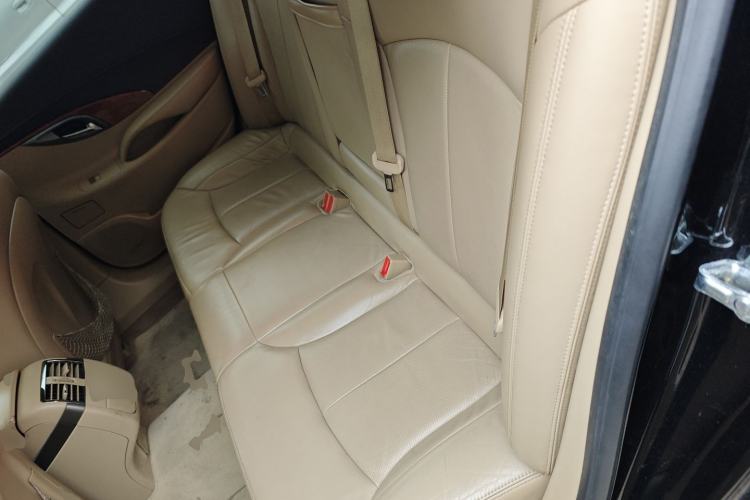 Used Buick LaCrosse 2011 2.4L SIDI Luxury Edition Left Rear Seat